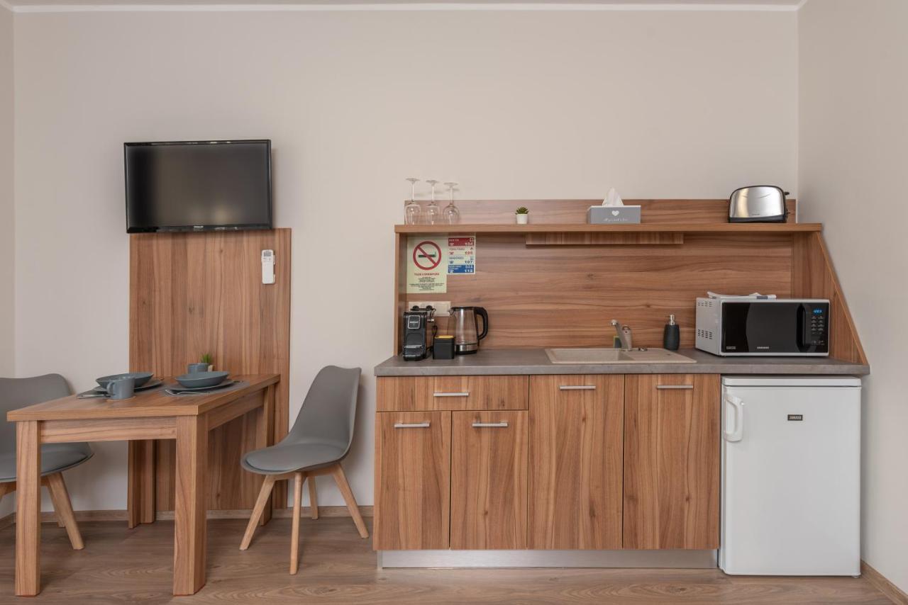 Hidfo Apartman-Nyugalom Szigetei Дьюла Екстер'єр фото